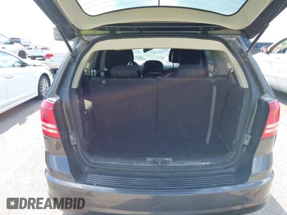 ✅ 2018 Dodge Journey SE • VIN: 3C4PDCAB2JT443338 • Lot: 43000435. Wystawiony na IAAI z przebiegiem 117 483 mil. Bezpłatny archiwum sprzedaży aukcyjnych z USA i szczegółowy raport historii pojazdu na DreamBid. Zdjęcie 18.