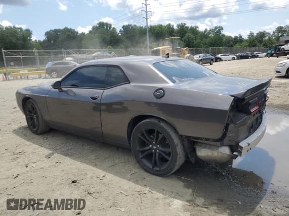 ✅ 2017 Dodge Challenger SXT • VIN: 2C3CDZAG7HH600964 • Лот: 60815693. Опубликован ранее на Copart с пробегом 45 436 миль. Бесплатный доступ к архиву аукционных продаж из США и подробный отчёт об истории автомобиля на DreamBid. Изображение 2.