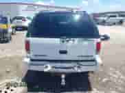 2001 Chevrolet Blazer LT z VIN 1GNDT13W512231147, wystawiony jako IAAI lot #42691365 z przebiegiem 174 171 mil mil oraz . Historia ofert i sprzedaży dostępna na DreamBid. Obrazek 17.