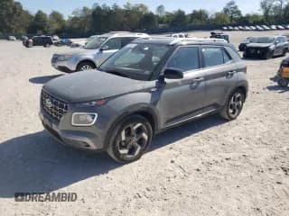 ✅ 2022 Hyundai Venue SEL • VIN: KMHRC8A35NU148680 • Lot: 74496434. Wystawiony na Copart z przebiegiem 35 696 mil. Bezpłatny archiwum sprzedaży aukcyjnych z USA i szczegółowy raport historii pojazdu na DreamBid. Zdjęcie 1.