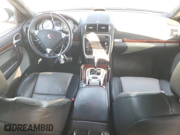 ✅ 2009 Porsche Cayenne Turbo • VIN: WP1AC29P79LA81564 • Lot: 43852815. Listed on Copart with 71,760 mi. Free auction sales archive from the USA and detailed vehicle history report at DreamBid. Image 8.