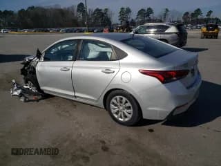 ✅ 2018 Hyundai Accent SE • VIN: 3KPC24A31JE010312 • Лот: 45952575. Опубликован ранее на Copart с пробегом 68 716 миль. Бесплатный доступ к архиву аукционных продаж из США и подробный отчёт об истории автомобиля на DreamBid. Изображение 2.