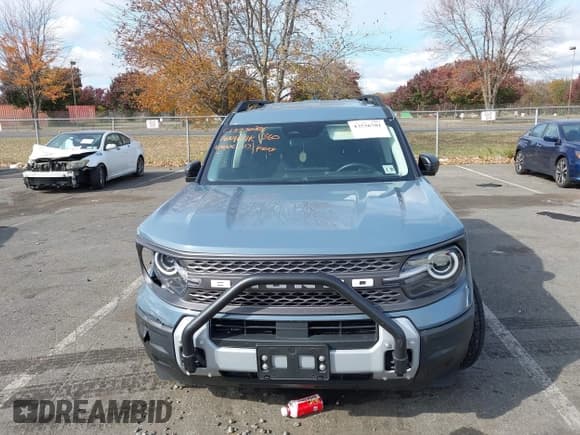 ✅ 2025 Ford Bronco Sport Big Bend • VIN: 3FMCR9BN1SRE17853 • Lot: 43536701. Wystawiony na IAAI z przebiegiem 10 415 mil. Bezpłatny archiwum sprzedaży aukcyjnych z USA i szczegółowy raport historii pojazdu na DreamBid. Zdjęcie 12.