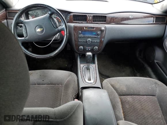 ✅ 2014 Chevrolet Impala LT • VIN: 2G1WB5E36E1144323 • Лот: 68728474. Опубликован ранее на Copart с пробегом 191 837 миль. Бесплатный доступ к архиву аукционных продаж из США и подробный отчёт об истории автомобиля на DreamBid. Изображение 8.