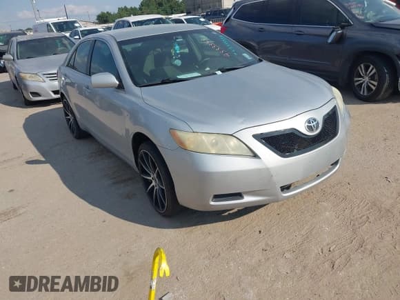 ✅ 2007 Toyota Camry CE • VIN: 4T1BE46K27U556769 • Lot: 43333553. Listed on IAAI with 318,889 mi. Free auction sales archive from the USA and detailed vehicle history report at DreamBid. Image 1.