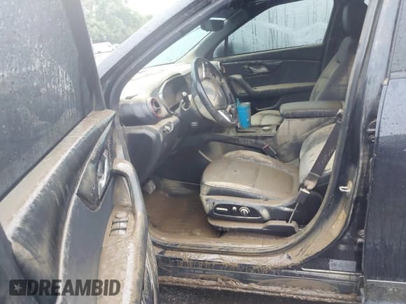 ✅ 2021 Chevrolet Blazer RS • VIN: 3GNKBKRS9MS528161 • Lot: 42301253. Wystawiony na IAAI z przebiegiem 15 951 mil. Bezpłatny archiwum sprzedaży aukcyjnych z USA i szczegółowy raport historii pojazdu na DreamBid. Zdjęcie 5.