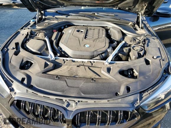 ✅ 2022 BMW 8 Series 840i • VIN: WBAGV2C00NCJ26417 • Лот: 89922235. Опубликован ранее на Copart с пробегом 29 980 миль. Бесплатный доступ к архиву аукционных продаж из США и подробный отчёт об истории автомобиля на DreamBid. Изображение 11.