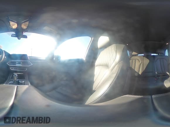 ✅ 2019 BMW X5 xDrive50i • VIN: 5UXJU2C52KLN66897 • Lot: 95786095. Wystawiony na Copart z przebiegiem 90 242 mil. Bezpłatny archiwum sprzedaży aukcyjnych z USA i szczegółowy raport historii pojazdu na DreamBid. Zdjęcie 15.