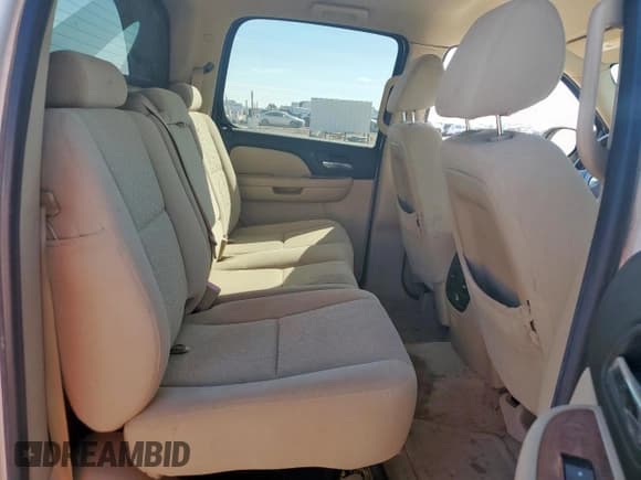 ✅ 2007 Chevrolet Avalanche LS • VIN: 3GNEC12J07G264745 • Lot: 80141095. Listed on Copart with 173,951 mi. Free auction sales archive from the USA and detailed vehicle history report at DreamBid. Image 10.