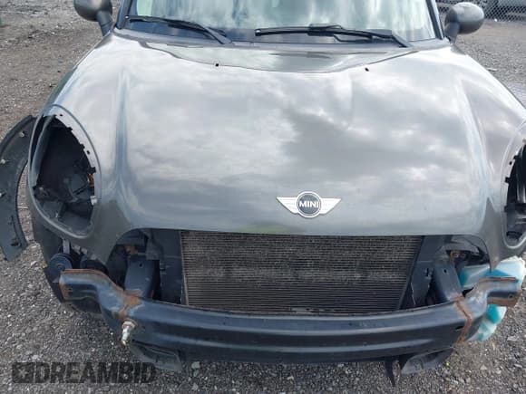 ✅ 2012 MINI Countryman S • VIN: WMWZC5C52CWM12485 • Lot: 42556805. Wystawiony na IAAI z przebiegiem 139 884 mil. Bezpłatny archiwum sprzedaży aukcyjnych z USA i szczegółowy raport historii pojazdu na DreamBid. Zdjęcie 6.