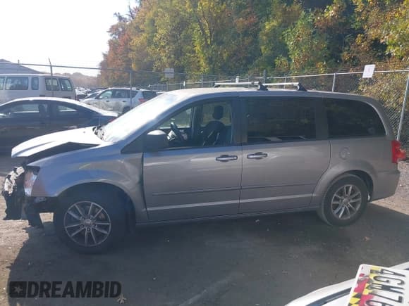 ✅ 2016 Dodge Grand Caravan SE • VIN: 2C4RDGBG1GR314965 • Lot: 43544894. Wystawiony na IAAI z przebiegiem 116 600 mil. Bezpłatny archiwum sprzedaży aukcyjnych z USA i szczegółowy raport historii pojazdu na DreamBid. Zdjęcie 14.