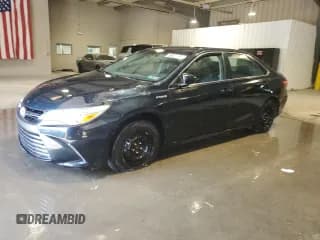 ✅ 2017 Toyota Camry Hybrid LE • VIN: 4T1BD1FK7HU219727 • Лот: 71790835. Опубликован ранее на Copart с пробегом 137 431 миль. Бесплатный доступ к архиву аукционных продаж из США и подробный отчёт об истории автомобиля на DreamBid. Изображение 1.