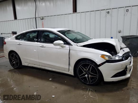 ✅ 2013 Ford Fusion Titanium • VIN: 3FA6P0D95DR226562 • Lot: 86696815. Wystawiony na Copart z przebiegiem 99 987 mil. Bezpłatny archiwum sprzedaży aukcyjnych z USA i szczegółowy raport historii pojazdu na DreamBid. Zdjęcie 4.