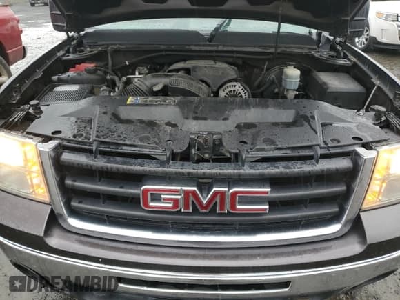 ✅ 2010 GMC Sierra 1500 • VIN: 3GTXKVE21AG104008 • Lot: 78442974. Wystawiony na Copart z przebiegiem 232 804 mil. Bezpłatny archiwum sprzedaży aukcyjnych z USA i szczegółowy raport historii pojazdu na DreamBid. Zdjęcie 11.