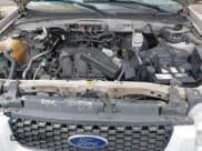 ✅ 2007 Ford Escape Limited • VIN: 1FMYU94127KA18573 • Lot: 42554343. Listed on IAAI with 274,415 mi. Free auction sales archive from the USA and detailed vehicle history report at DreamBid. Image 10.