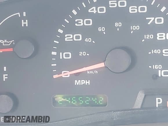 ✅ 2004 Ford F-250 XL • VIN: 1FTNX21P14EA63173 • Lot: 43221491. Wystawiony na IAAI z przebiegiem 246 542 mil. Bezpłatny archiwum sprzedaży aukcyjnych z USA i szczegółowy raport historii pojazdu na DreamBid. Zdjęcie 15.