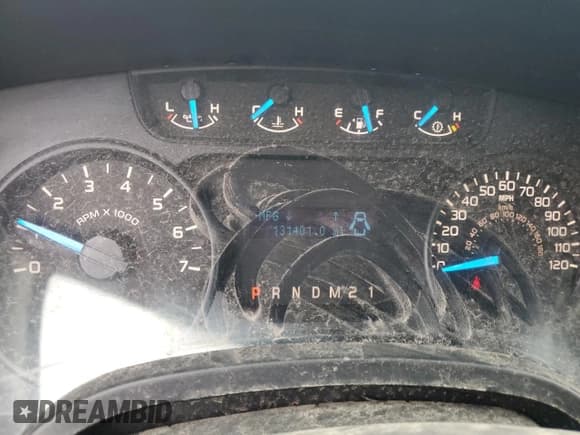 ✅ 2013 Ford F-150 XL • VIN: 1FTFX1ET8DKE77039 • Lot: 62732435. Listed on Copart with 131,401 mi. Free auction sales archive from the USA and detailed vehicle history report at DreamBid. Image 9.