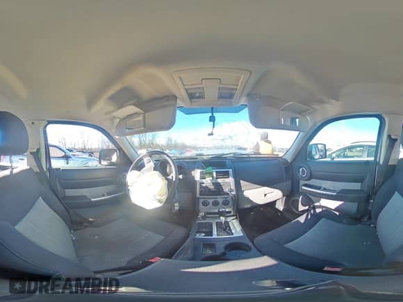 2010 Dodge Nitro SXT z VIN 1D4PU5GK3AW134705, wystawiony jako Copart lot #79857434 z przebiegiem Nie podano mil oraz Szkoda całkowita • Salvage title. Historia ofert i sprzedaży dostępna na DreamBid. Obrazek 12.