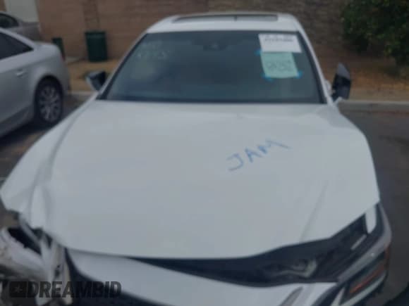 ✅ 2019 Lexus ES 350 Luxury • VIN: 58ABZ1B11KU044017 • Lot: 43193406. Listed on IAAI with 100,539 mi. Free auction sales archive from the USA and detailed vehicle history report at DreamBid. Image 10.