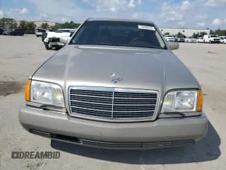 ✅ 1994 Mercedes-Benz S • VIN: WDBGA51E3RA159510 • Lot: 74456224. Wystawiony na Copart z przebiegiem 153 877 mil. Bezpłatny archiwum sprzedaży aukcyjnych z USA i szczegółowy raport historii pojazdu na DreamBid. Zdjęcie 5.