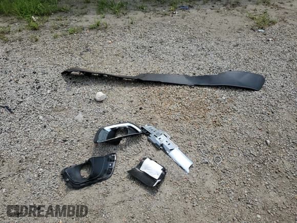 ✅ 2018 Chevrolet Colorado 4WD LT • VIN: 1GCGTCEN4J1245021 • Лот: 63141524. Опубликован ранее на Copart с пробегом 90 784 миль. Бесплатный доступ к архиву аукционных продаж из США и подробный отчёт об истории автомобиля на DreamBid. Изображение 14.