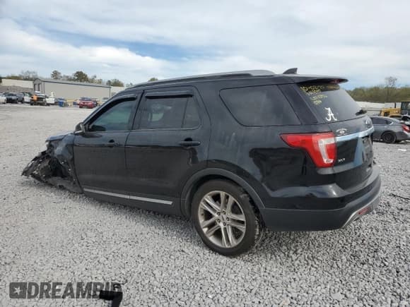 ✅ 2017 Ford Explorer XLT • VIN: 1FM5K7D89HGB89545 • Лот: 90124505. Опубликован ранее на Copart с пробегом 106 976 миль. Бесплатный доступ к архиву аукционных продаж из США и подробный отчёт об истории автомобиля на DreamBid. Изображение 2.