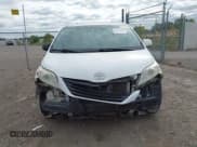 ✅ 2011 Toyota Sienna LE AAS • VIN: 5TDKK3DC4BS033446 • Лот: 43031640. Опубликован ранее на IAAI с пробегом 308 152 миль. Бесплатный доступ к архиву аукционных продаж из США и подробный отчёт об истории автомобиля на DreamBid. Изображение 12.