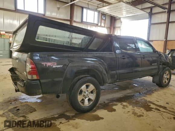 ✅ 2007 Toyota Tacoma • VIN: 5TEMU52N97Z397441 • Лот: 93741245. Опубликован ранее на Copart с пробегом 380 043 миль. Бесплатный доступ к архиву аукционных продаж из США и подробный отчёт об истории автомобиля на DreamBid. Изображение 3.