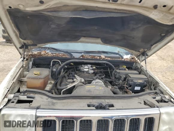 ✅ 2006 Jeep Commander Limited • VIN: 1J8HH58N76C355045 • Lot: 83713554. Listed on Copart with Not provided. Free auction sales archive from the USA and detailed vehicle history report at DreamBid. Image 12.