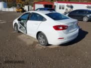 ✅ 2018 Chevrolet Cruze LS • VIN: 1G1BC5SM3J7149288 • Лот: 43642202. Опубликован ранее на IAAI с пробегом 70 500 миль. Бесплатный доступ к архиву аукционных продаж из США и подробный отчёт об истории автомобиля на DreamBid. Изображение 3.