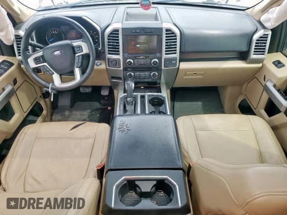 ✅ 2015 Ford F-150 XLT • VIN: 1FTEW1EG2FFC21833 • Lot: 67234955. Wystawiony na Copart z przebiegiem 153 336 mil. Bezpłatny archiwum sprzedaży aukcyjnych z USA i szczegółowy raport historii pojazdu na DreamBid. Zdjęcie 8.