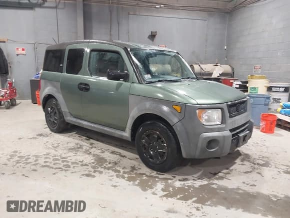 ✅ 2005 Honda Element LX • VIN: 5J6YH28355L000596 • Lot: 43842464. Listed on IAAI with 201,144 mi. Free auction sales archive from the USA and detailed vehicle history report at DreamBid. Image 1.