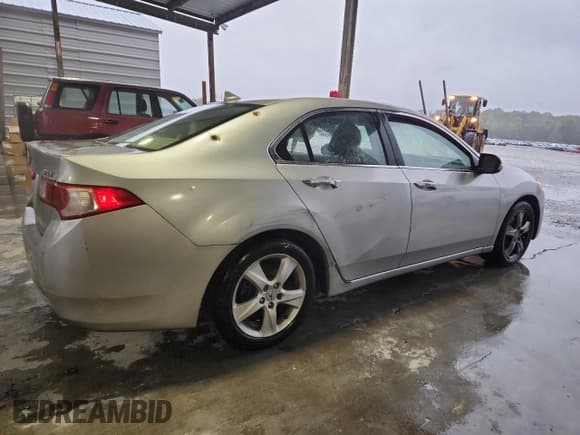 ✅ 2010 Acura TSX • VIN: JH4CU2F60AC025519 • Lot: 90220145. Listed on Copart with 125,175 mi. Free auction sales archive from the USA and detailed vehicle history report at DreamBid. Image 3.