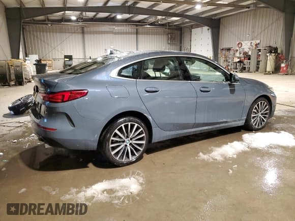 ✅ 2023 BMW 2 Series 228i xDrive • VIN: WBA73AK03P7M41595 • Лот: 88733065. Опубликован ранее на Copart с пробегом 4 190 миль. Бесплатный доступ к архиву аукционных продаж из США и подробный отчёт об истории автомобиля на DreamBid. Изображение 3.