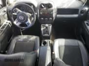 ✅ 2016 Jeep Compass Latitude • VIN: 1C4NJCEA7GD636441 • Lot: 86803705. Wystawiony na Copart z przebiegiem 118 790 mil. Bezpłatny archiwum sprzedaży aukcyjnych z USA i szczegółowy raport historii pojazdu na DreamBid. Zdjęcie 8.