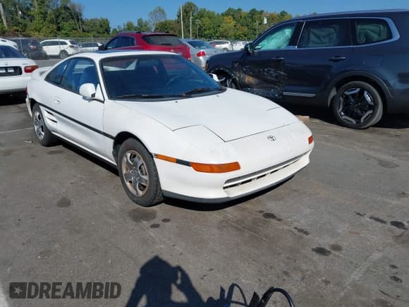 ✅ 1992 Toyota MR2 • VIN: JT2SW21M1N0017409 • Lot: 43272605. Wystawiony na IAAI z przebiegiem 250 041 mil. Bezpłatny archiwum sprzedaży aukcyjnych z USA i szczegółowy raport historii pojazdu na DreamBid. Zdjęcie 1.