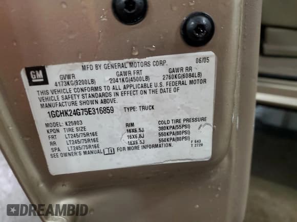 ✅ 2005 Chevrolet Silverado 2500HD • VIN: 1GCHK24G75E316859 • Лот: 91793985. Опубликован ранее на Copart с пробегом 83 397 миль. Бесплатный доступ к архиву аукционных продаж из США и подробный отчёт об истории автомобиля на DreamBid. Изображение 13.