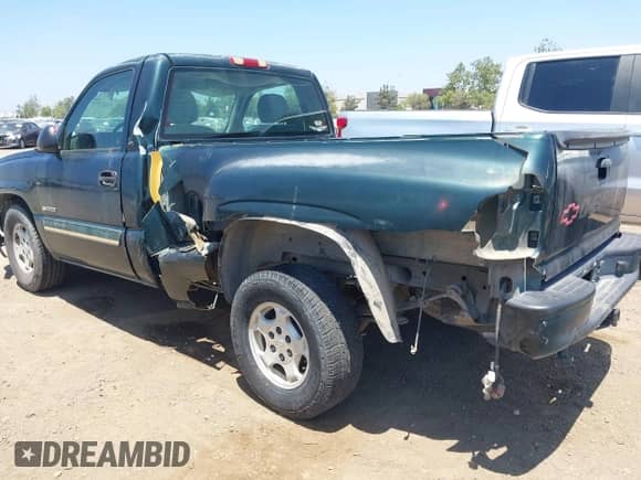 2004 Chevrolet Silverado 1500 z VIN 1GCEC14T34Z152427, wystawiony jako IAAI lot #42623777 z przebiegiem 109 982 mil mil oraz . Historia ofert i sprzedaży dostępna na DreamBid. Obrazek 3.