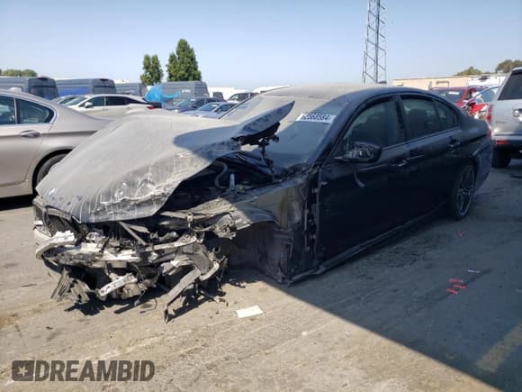 ✅ 2017 BMW 5 Series 530i • VIN: WBAJA5C34HG894993 • Лот: 62568584. Опубликован ранее на Copart с пробегом Не указан. Бесплатный доступ к архиву аукционных продаж из США и подробный отчёт об истории автомобиля на DreamBid. Изображение 1.