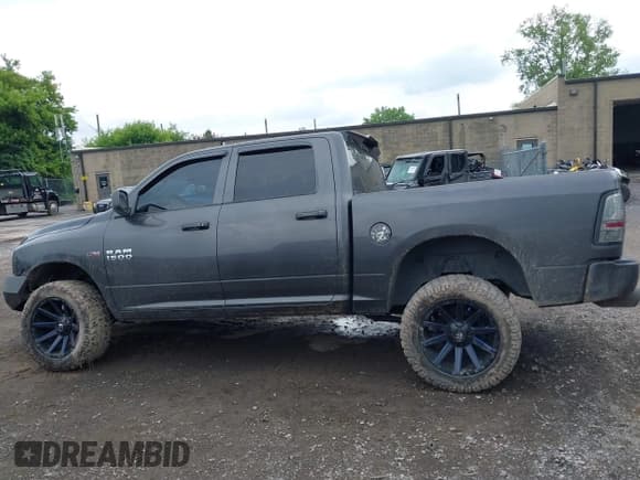 ✅ 2017 Ram 1500 Express • VIN: 1C6RR7KT6HS834116 • Lot: 42635297. Listed on IAAI with 153,693 mi. Free auction sales archive from the USA and detailed vehicle history report at DreamBid. Image 14.