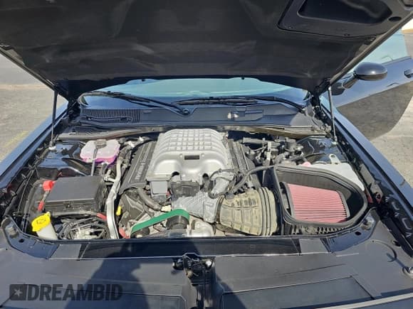 ✅ 2021 Dodge Challenger SRT Super Stock • VIN: 2C3CDZL97MH609608 • Lot: 48615185. Wystawiony na Copart z przebiegiem 1 740 mil. Bezpłatny archiwum sprzedaży aukcyjnych z USA i szczegółowy raport historii pojazdu na DreamBid. Zdjęcie 7.