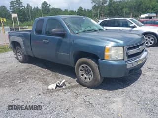 ✅ 2009 Chevrolet Silverado 1500 Work Truck • VIN: 1GCEK19C99Z275832 • Lot: 42972445. Listed on IAAI with 198,018 mi. Free auction sales archive from the USA and detailed vehicle history report at DreamBid. Image 1.