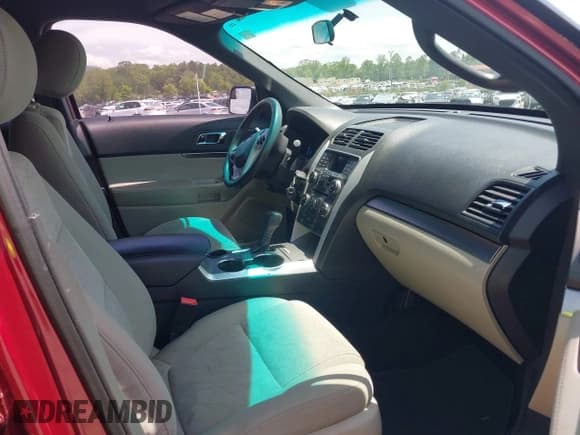 ✅ 2015 Ford Explorer • VIN: 1FM5K7B82FGC21865 • Лот: 42206874. Опубликован ранее на IAAI с пробегом 120 124 миль. Бесплатный доступ к архиву аукционных продаж из США и подробный отчёт об истории автомобиля на DreamBid. Изображение 5.