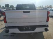 ✅ 2019 Chevrolet Silverado 1500 Custom • VIN: 1GCUYBEF7KZ199274 • Lot: 80450665. Wystawiony na Copart z przebiegiem 137 436 mil. Bezpłatny archiwum sprzedaży aukcyjnych z USA i szczegółowy raport historii pojazdu na DreamBid. Zdjęcie 6.