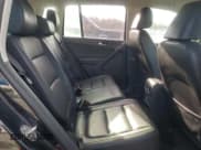 ✅ 2016 Volkswagen Tiguan SEL • VIN: WVGBV7AX3GW033091 • Lot: 92730185. Wystawiony na Copart z przebiegiem 111 333 mil. Bezpłatny archiwum sprzedaży aukcyjnych z USA i szczegółowy raport historii pojazdu na DreamBid. Zdjęcie 10.