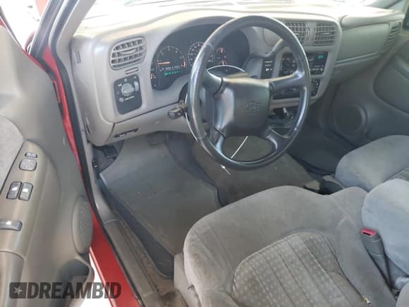 ✅ 2002 Chevrolet S-10 LS • VIN: 1GCCS19W328125227 • Лот: 71923304. Опубликован ранее на Copart с пробегом 146 872 миль. Бесплатный доступ к архиву аукционных продаж из США и подробный отчёт об истории автомобиля на DreamBid. Изображение 8.