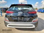 ✅ 2022 Hyundai Kona SE • VIN: KM8K22AB0NU781967 • Lot: 84975805. Listed on Copart with 54,512 mi. Free auction sales archive from the USA and detailed vehicle history report at DreamBid. Image 6.