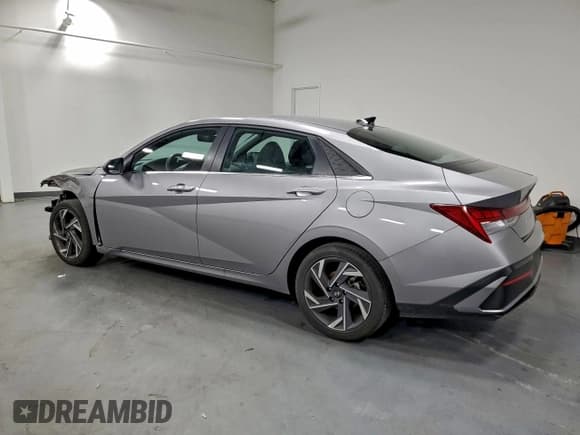 ✅ 2025 Hyundai Elantra SEL Convenience • VIN: KMHLS4DG9SU983855 • Lot: 96944645. Listed on Copart with 11,472 mi. Free auction sales archive from the USA and detailed vehicle history report at DreamBid. Image 2.