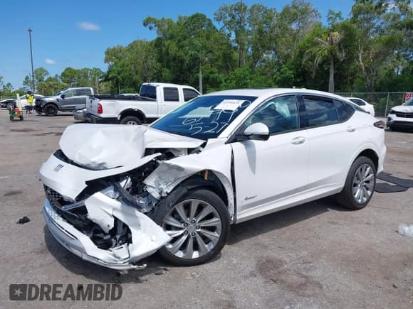 ✅ 2024 Buick Envista Avenir • VIN: KL47LCE29RB066799 • Lot: 42591631. Wystawiony na IAAI z przebiegiem 19 859 mil. Bezpłatny archiwum sprzedaży aukcyjnych z USA i szczegółowy raport historii pojazdu na DreamBid. Zdjęcie 2.