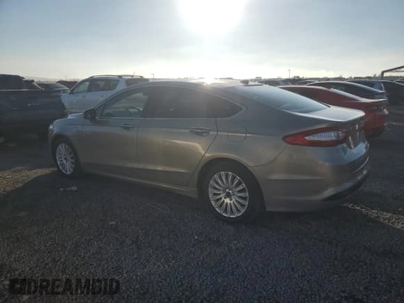 ✅ 2015 Ford Fusion SE Luxury • VIN: 3FA6P0PU9FR284290 • Лот: 91121305. Опубликован ранее на Copart с пробегом 79 564 миль. Бесплатный доступ к архиву аукционных продаж из США и подробный отчёт об истории автомобиля на DreamBid. Изображение 2.